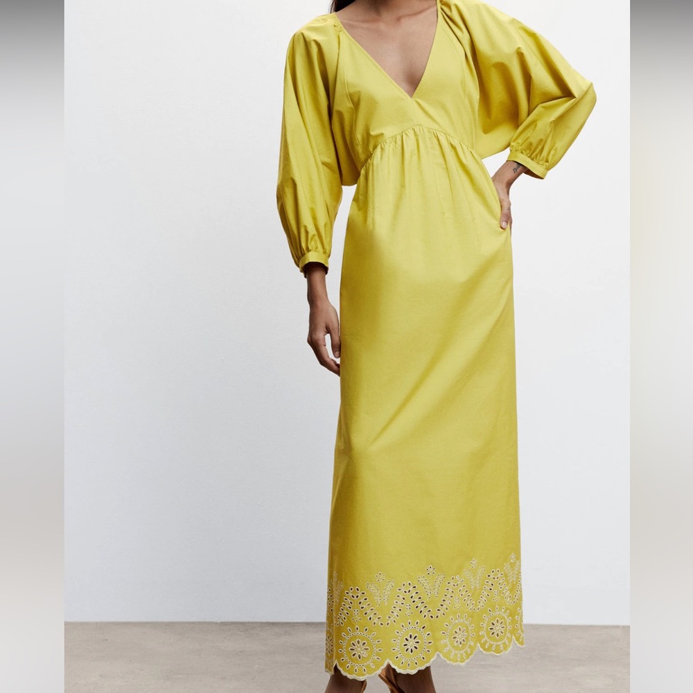 NWT Mango scalloped bottom dress